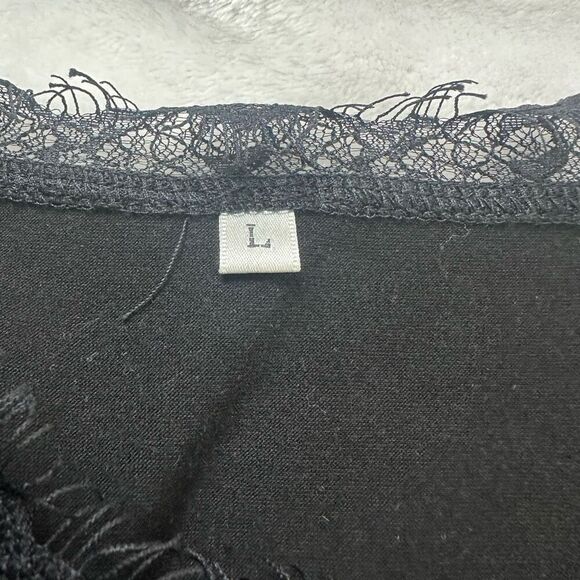 Boutique Women's L Lace Trim Flutter Sleeve VNeck Top Black Sophisticated Basic - Picture 5 of 9